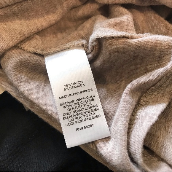 Express Reversible Long Sleeve Tops Black & Oatmeal Lot of 2 - Picture 7 of 7